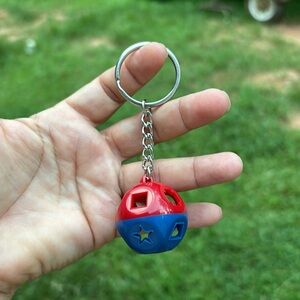 TUPPERWARE KEYCHAIN